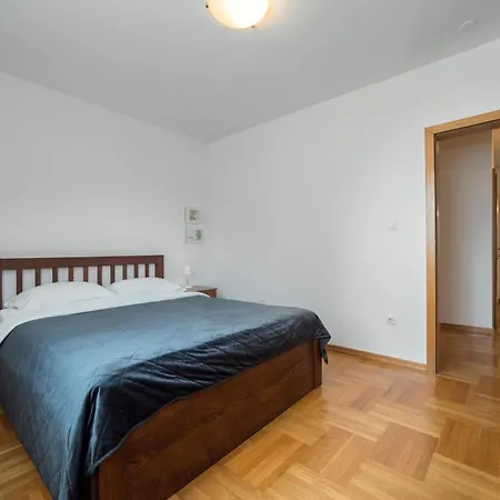 Apartment Marci With Parking Zagabria Esterno foto