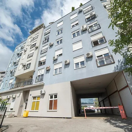 Apartment Marci With Parking Zagabria Esterno foto