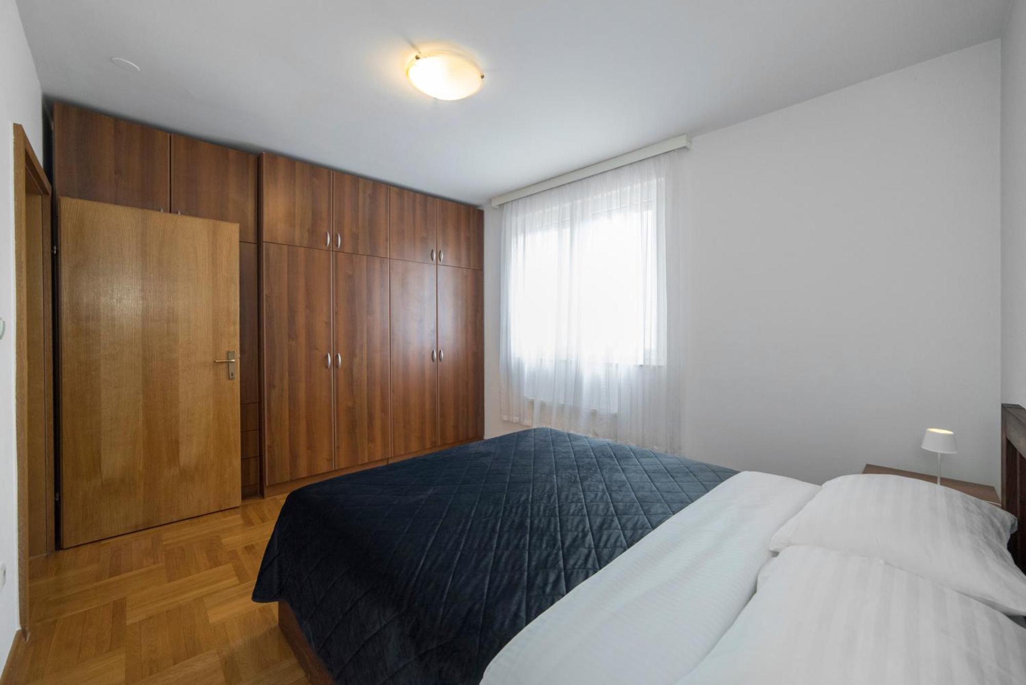 Marci With Parking Apartment Zagreb