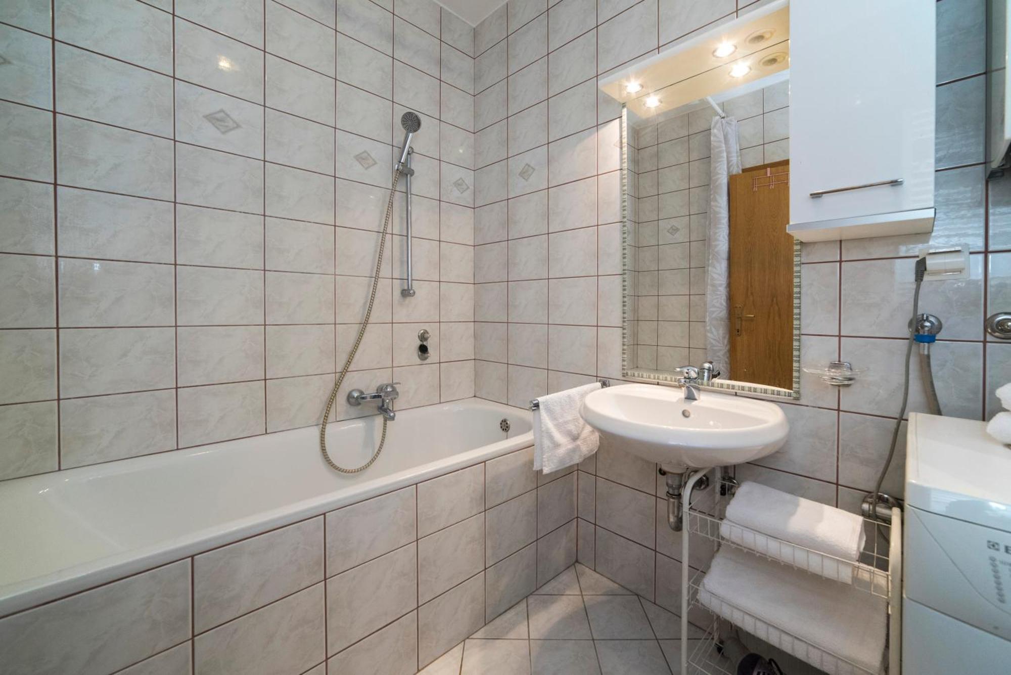 Apartment Marci With Parking Zagreb